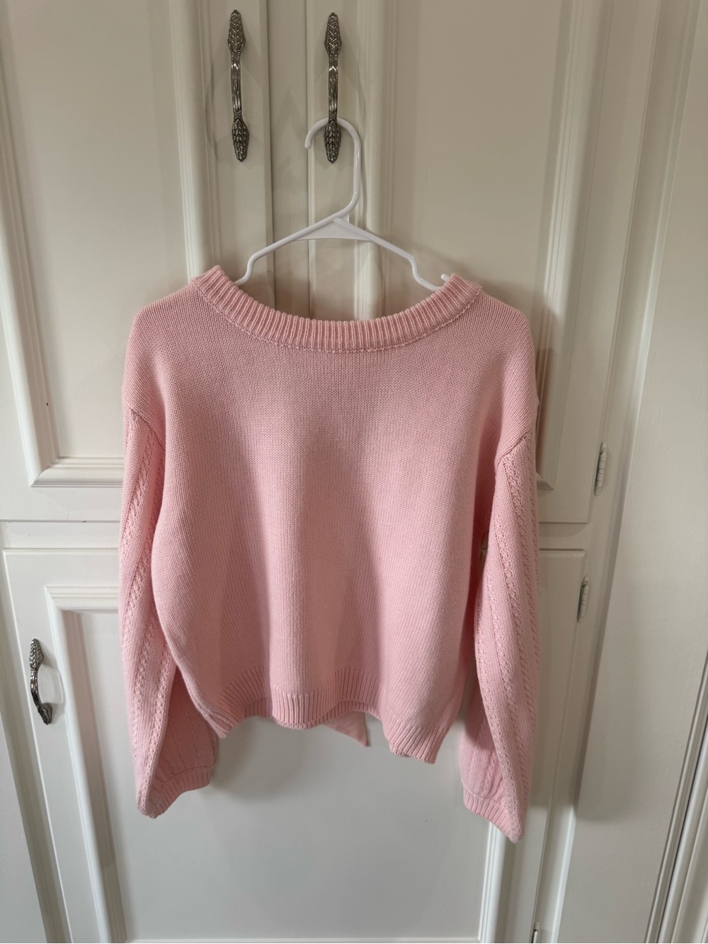 Women's Soft Pink Crew Neck Knit Sweater